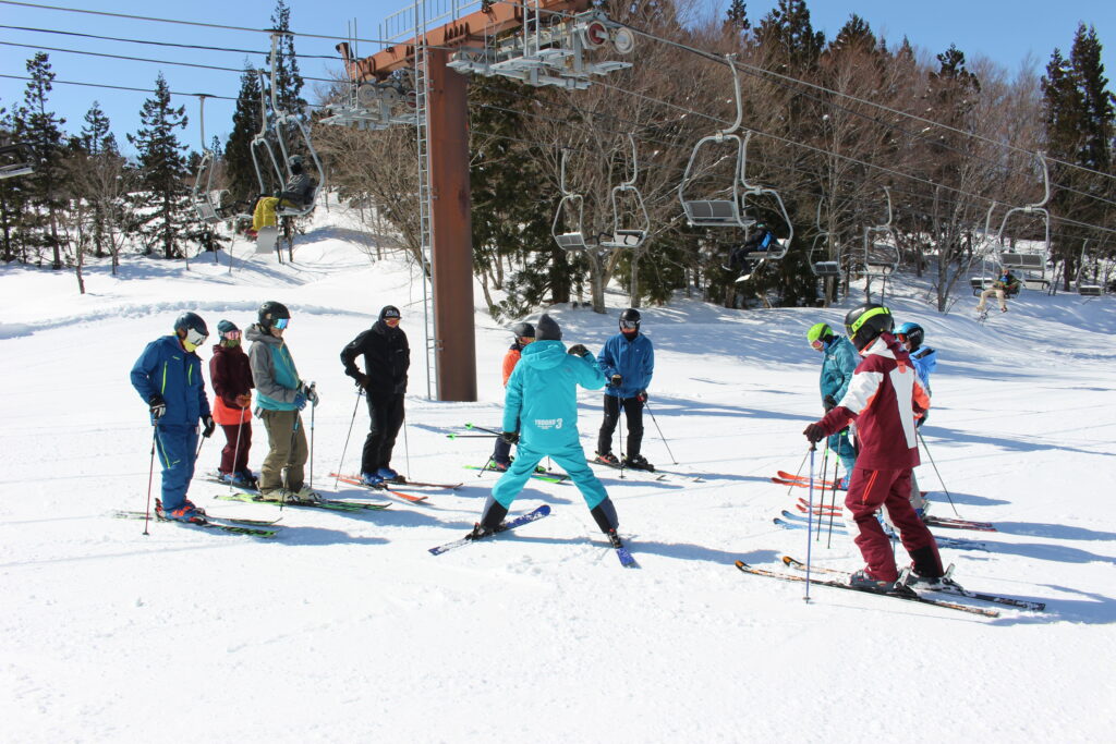 湯殿山スキー学校